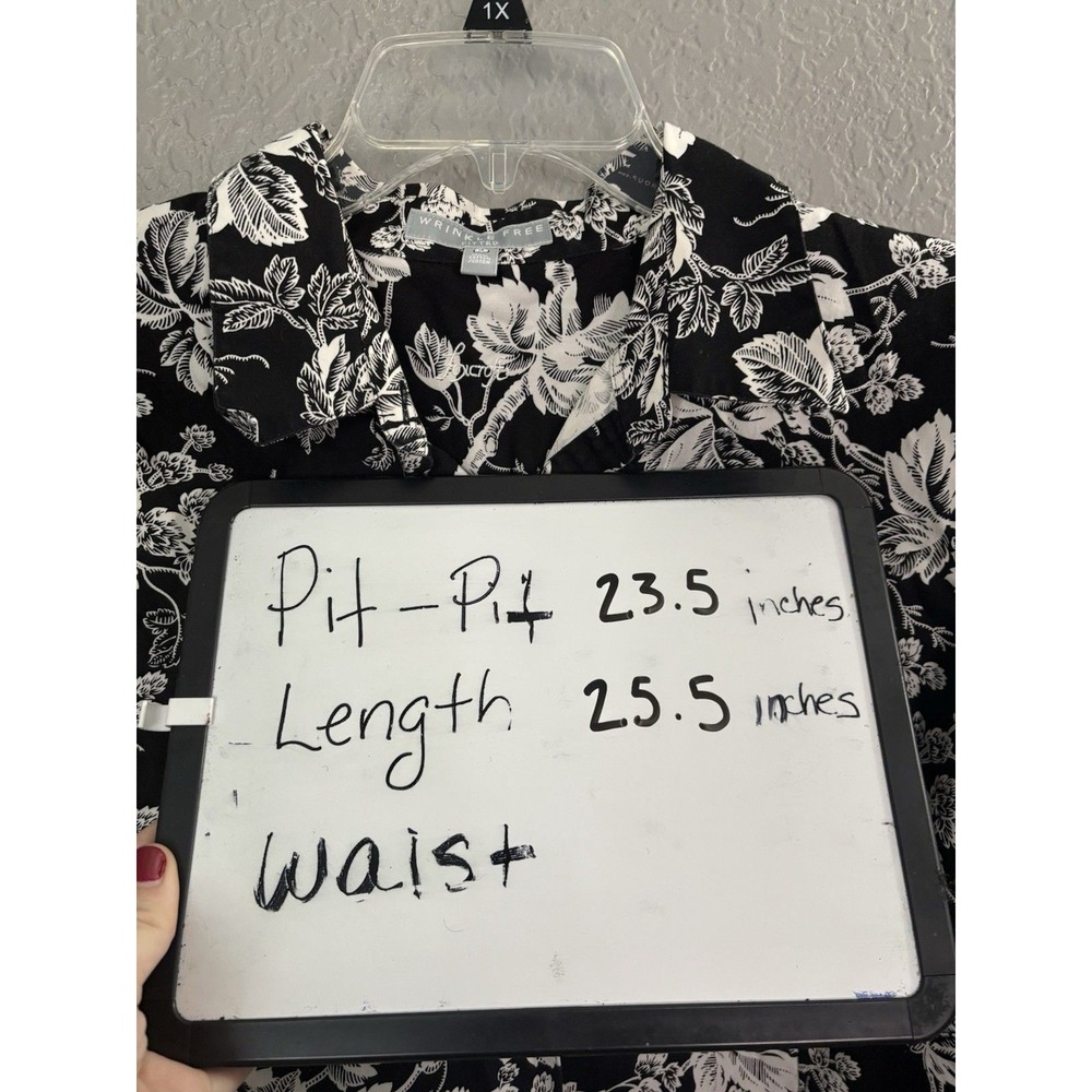Foxcroft Wrinkle Free Fitted Shirt 16 Black White Floral Cotton Button Down - Picture 7 of 7